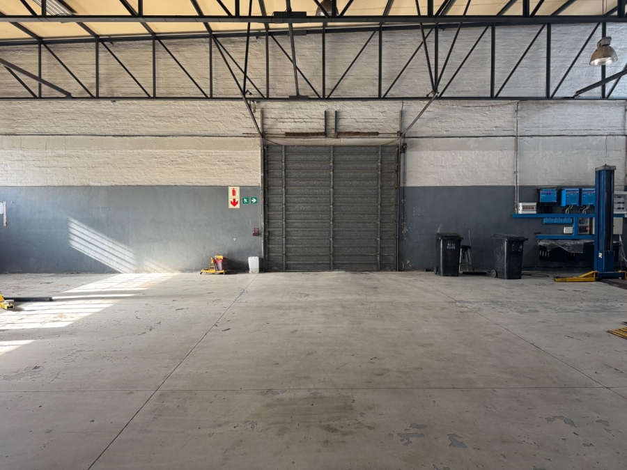 To Let Commercial Property for Rent in Worcester Western Cape
